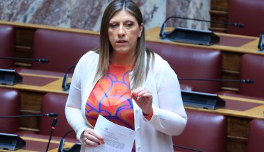 Νέο επεισόδιο με τη Ζ.Κωνσταντοπούλου: Έκλεισε το τηλέφωνο σε τηλεοπτική εκπομπή – «Έτσι σκοτώνονται οι γυναίκες»