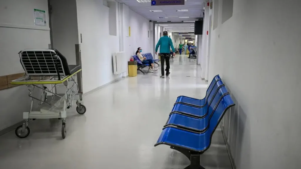 Νεκρός ο μποξέρ που είχε γρονθοκοπήσει  γιατρό στο νοσοκομείο Αιγίου! – Τον βρήκαν χωρίς τις αισθήσεις του