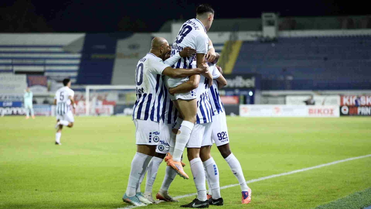 Ήττα-σοκ για τον ΠΑΟΚ: Πλήρωσε την φλυαρία του και έχασε με 2-0 από τον Ατρόμητο