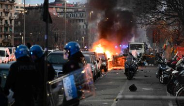 Πεδίο μάχης έξω από το γήπεδο της Τζένοα – Δείτε βίντεο από τα άγρια επεισόδια με τους οπαδούς της Ίντερ