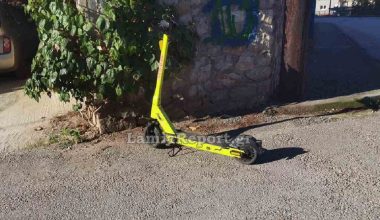 Ατύχημα για 15χρονο στη Λαμία: Οδηγούσε ηλεκτρικό πατίνι και τον «τύφλωσαν» τα φώτα διερχόμενου οχήματος