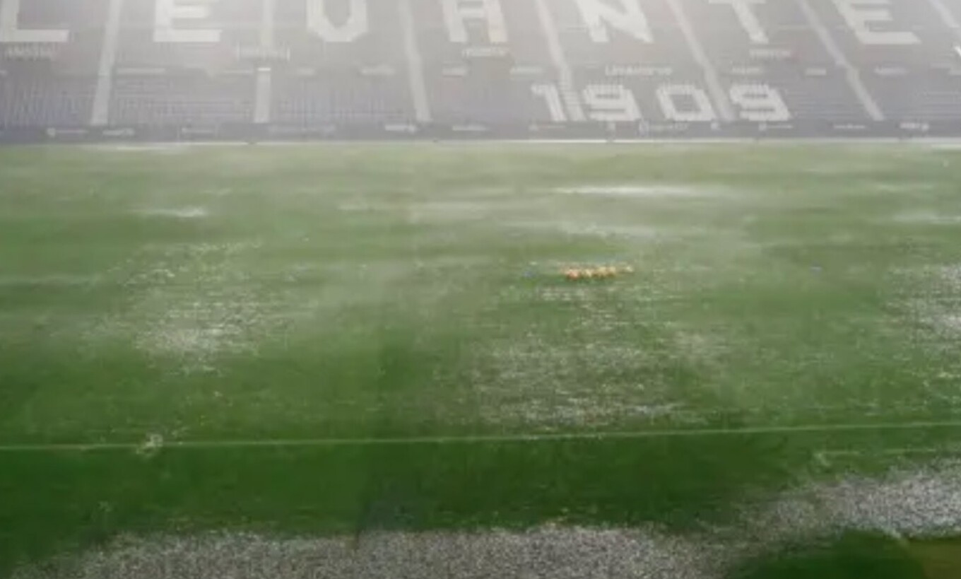 Ακυρώθηκε το Λεβάντε – Βιγιαρεάλ: Σε «λίμνη» μετατράπηκε το γήπεδο εξαιτίας της καταρρακτώδους βροχής (φωτο)