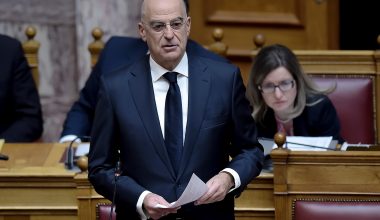 Ο Ν.Δένδιας διέψευσε ότι η Κομισιόν έστειλε πίσω την αίτηση της Ελλάδας για το SAFE ζητώντας διορθώσεις