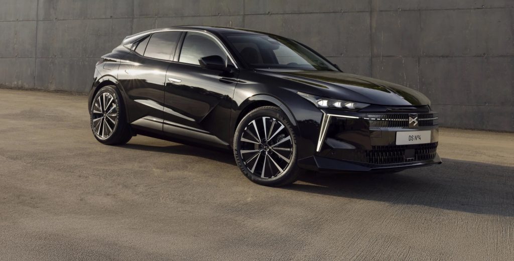 Ήρθε στην Ελλάδα το νέο DS N°4