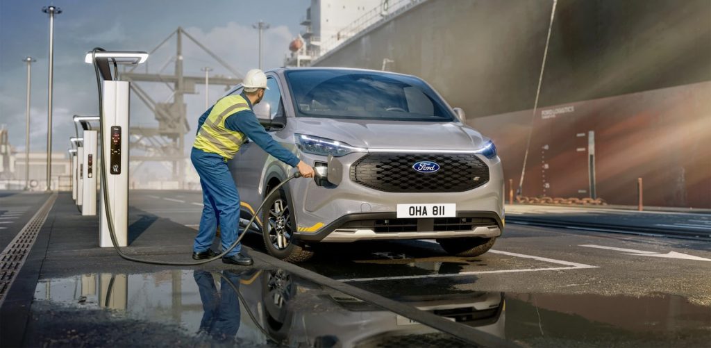 Μεγαλύτερη αυτονομία και ταχύτερη φόρτιση για το Ford E-Transit Custom