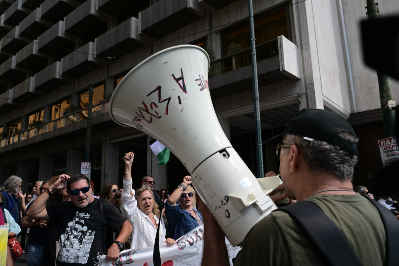 «Παραλύει» αύριο η χώρα: Ποιοι συμμετέχουν στην 24ωρη απεργία – Τι θα γίνει με τα ΜΜΜ