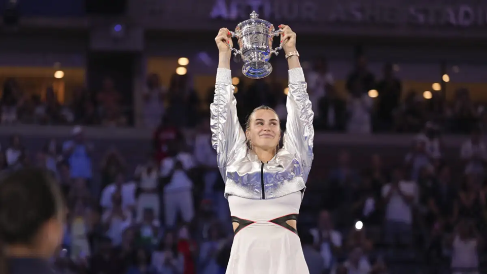 Αρίνα Σαμπαλένκα: Κατέκτησε για δεύτερη συνεχόμενη χρονιά το βραβείο της κορυφαίας τενίστριας για το 2025!
