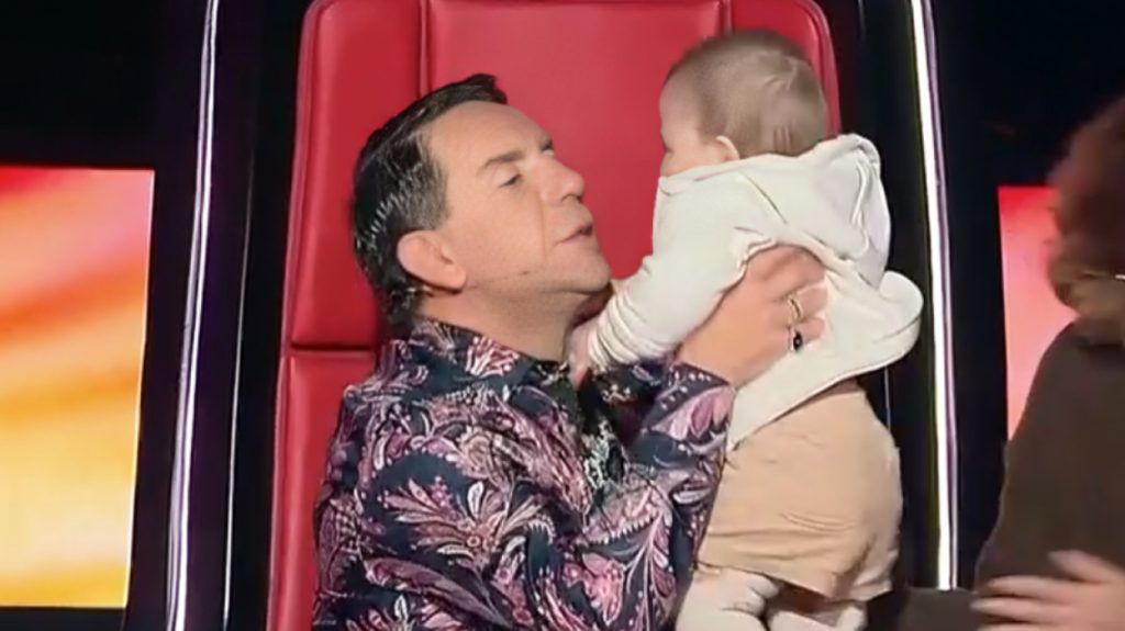 Βίντεο: Ο Γιώργος Μαζωνάκης πρότεινε σε παίκτρια του «The Voice» να βαφτίσει το παιδί της