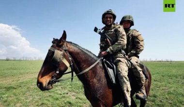 Ποκρόβσκ: Το ρωσικό… ιππικό μπήκε στην πόλη