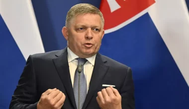 Ρόμπερτ Φίτσο: «Η Ουκρανία είναι μια μαύρη τρύπα που καταπίνει δισεκατομμύρια ευρώ»