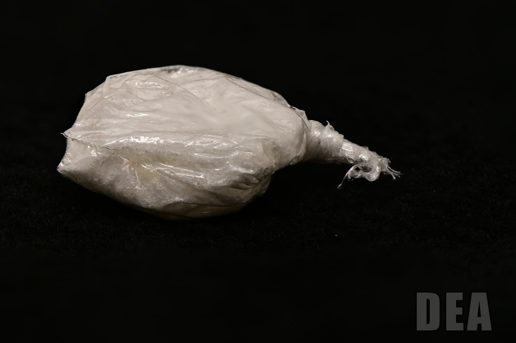 Αδιανόητο συμβάν στην Λευκάδα: Κατάπιε σακουλάκι με ναρκωτικά σε έλεγχο της ΕΛ.ΑΣ  αλλά πνίγηκε!