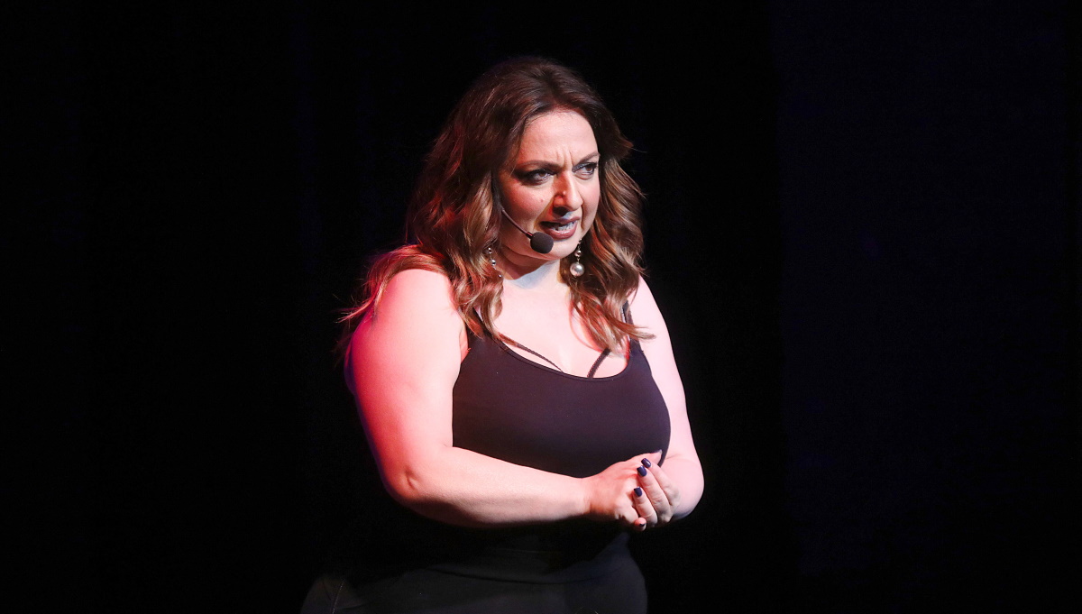 Σ.Μουτίδου για τον καβγά με τον Α.Μπέο: «Μου στέλνει μηνύματα ο κόσμος ότι με διασύρουν στα κανάλια»