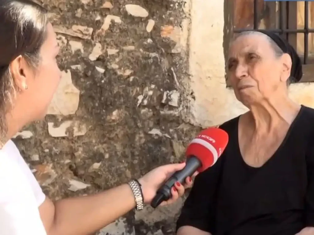 Χήρα Νίκου Ξυλούρη: «Έζησα μόνο 20 χρόνια μαζί του – Ο κόσμος τον “κρατάει ζωντανό”» (βίντεο)