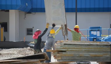 Δείτε πότε θα καταβληθεί το δωρόσημο οικοδόμων