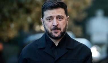 ΕΕ: «Το σκάνδαλο διαφθοράς ανάγκασε τον Ζελένσκι να πάει σε ειρηνευτικές συνομιλίες»