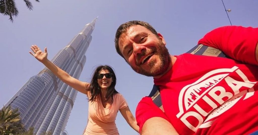 «Ατύχημα» για τον Ε.Μπλέτσα στο Ελαιόρεμα Πυλαίας: Έριξε μπουνιά σε μηχάνημα και κατέληξε στο… έδαφος! (βίντεο)