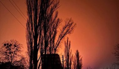 Μαζικά ρωσικά πλήγματα στο Κίεβο: Ισχυρές εκρήξεις και πυρκαγιές στην ουκρανική πρωτεύουσα (βίντεο)