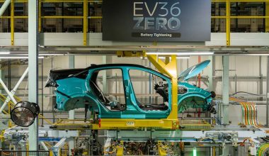 Ξεκίνησε η παραγωγή του νέου Nissan Leaf (βίντεο)