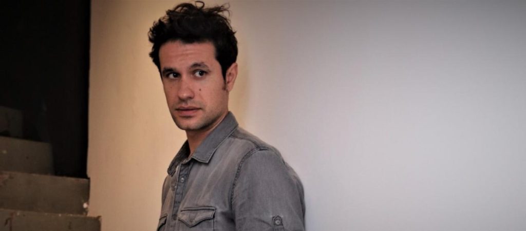 Ο.Αυγουστίδης: «Μου έχει τύχει να παίξω σε θεατρικές παραστάσεις με λίγο κοινό – Δεν απογοητεύτηκα»