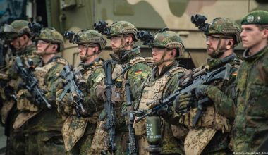 Βιάζεται η Γερμανία: Εγκρίθηκε κολοσσιαίο εξοπλιστικό πακέτο ύψους 50 δισ. ευρώ – Τι περιλαμβάνει