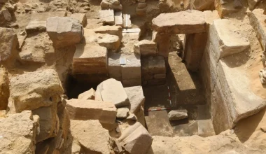 Αίγυπτος: Eρευνητές ανακάλυψαν ναό 4.500 ετών που ήταν αφιερωμένος στον θεό του ήλιου Ρα (φωτο)