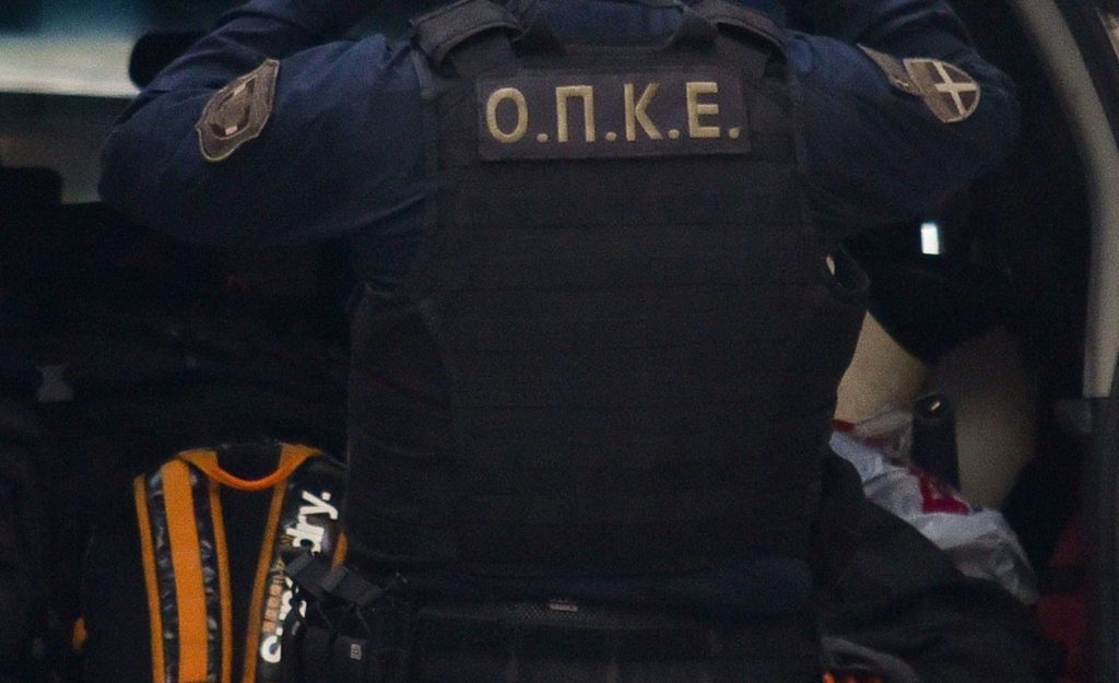 Ποινική δίωξη για τρία πλημμελήματα στον γιο του Μ.Κατρίνη και στον 15χρονο που συνελήφθησαν στο Χαλάνδρι