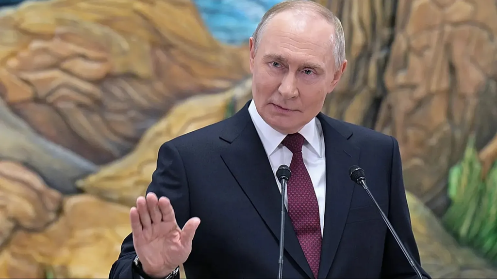 Β.Πούτιν: «Ψέματα και ανοησίες όσα λέγονται περί προετοιμασίας της Μόσχας να επιτεθεί στην Ευρώπη» (βίντεο)