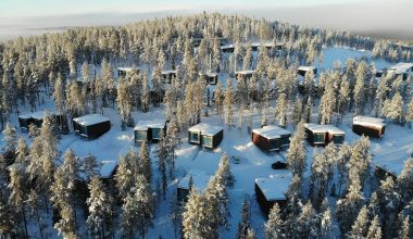 Ροβανιέμι: Η ιστορία πίσω από το «χωριό του Άι Βασίλη» – Η καταστροφή και η αναγέννηση (φώτο)