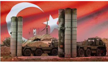 «Οι Τούρκοι θέλουν να απομακρύνουν τους S-400 αλλά με τρόπο που δεν θα ενοχλήσει την Ρωσία», λένε Αμερικανοί