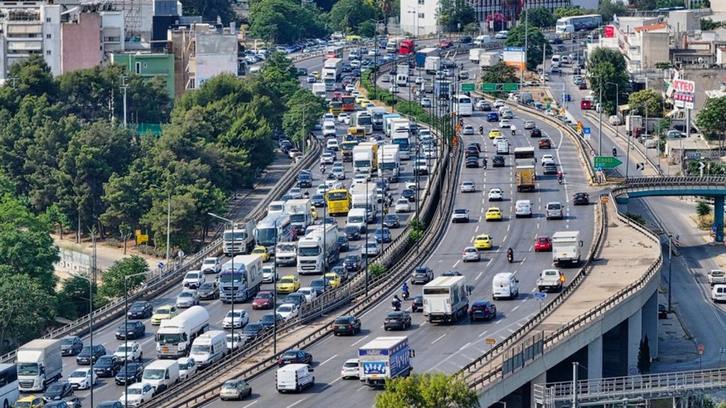 Μέχρι τις 31 Δεκεμβρίου η προθεσμία για τα τέλη κυκλοφορίας 2026: Τα πρόστιμα για τους «ξεχασιάρηδες»
