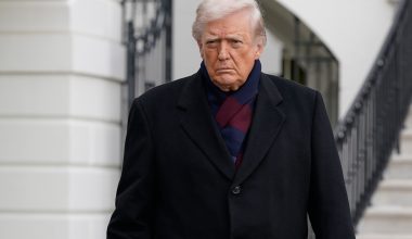 Ν.Τραμπ: Επέκτεινε την απαγόρευση εισόδου στις ΗΠΑ στους πολίτες ακόμη επτά χωρών και στους Παλαιστίνιους