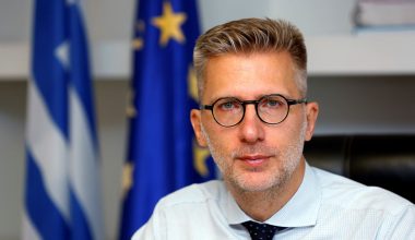 Μήνυση κατά της Ζ.Κωνσταντοπούλου ετοιμάζει ο Α.Σκέρτσος για προσβολή της συζύγου του