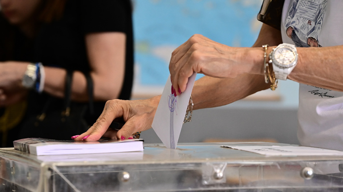 «Τσουνάμι» Μ.Καρυστιανού: Δύο δημοσκοπήσεις δείχνουν να έρχεται ακόμα και 1η πολιτική δύναμη η πολιτική της πρόταση