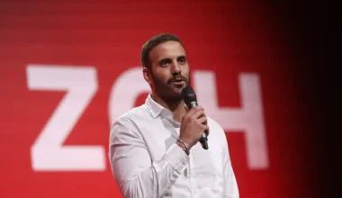 Άγρια επίθεση με μπουνιές του Ν.Παππά σε δημοσιογράφο: «Πώς να μην σε χτυπήσω έτσι όπως είσαι;»