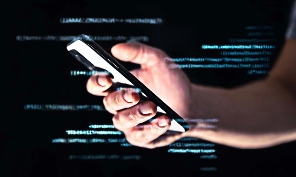 Λ.Λαζόπουλος: «Με παρακολουθούσαν με Predator! – Έλεγαν ότι είχα παραλάβει τα χαρτιά» (βίντεο)