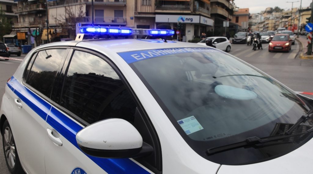 Αττική: Χειροπέδες σε δύο γνωστούς τράπερ για διακίνηση ναρκωτικών ουσιών