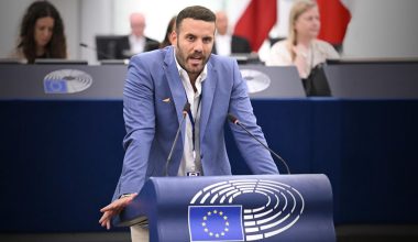 Ξυλοδαρμός Ν.Γιαννόπουλου: Στην Αθήνα μέσω Γερμανίας φυγαδεύτηκε ο Ν.Παππάς για να γλιτώσει το αυτόφωρο