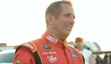 Βόρεια Καρολίνα: Στον αστέρα του NASCAR Greg Biffle ανήκε το αεροσκάφος που συνετρίβη σε αεροδρόμιο