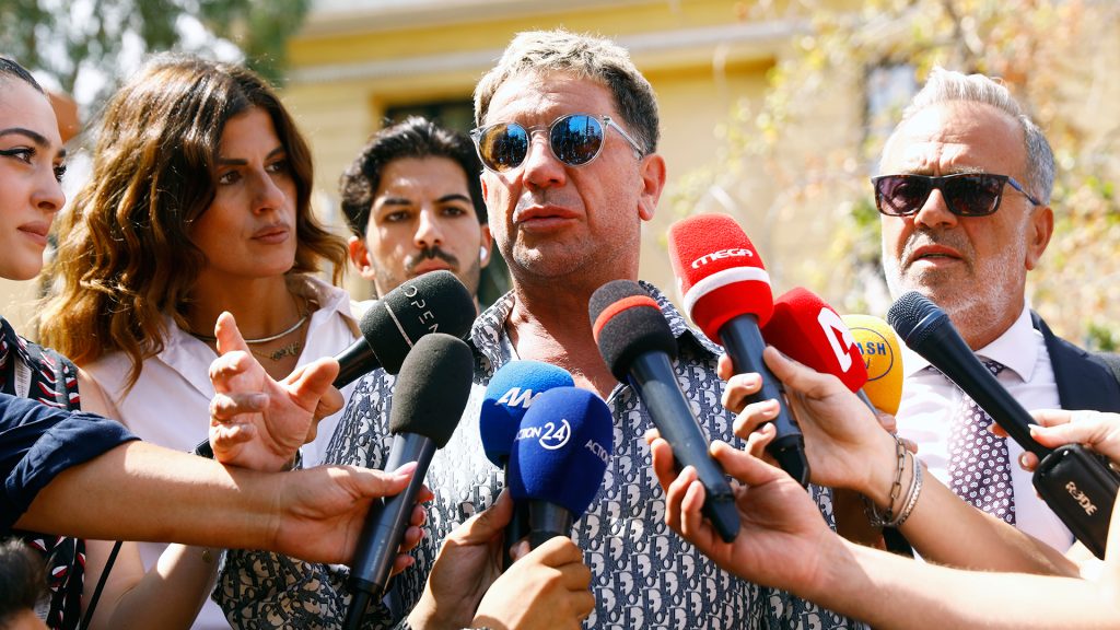 Δικηγόρος Γ.Μαζωνάκη: «Έχει γίνει καταγγελία στο εκβιαστών»