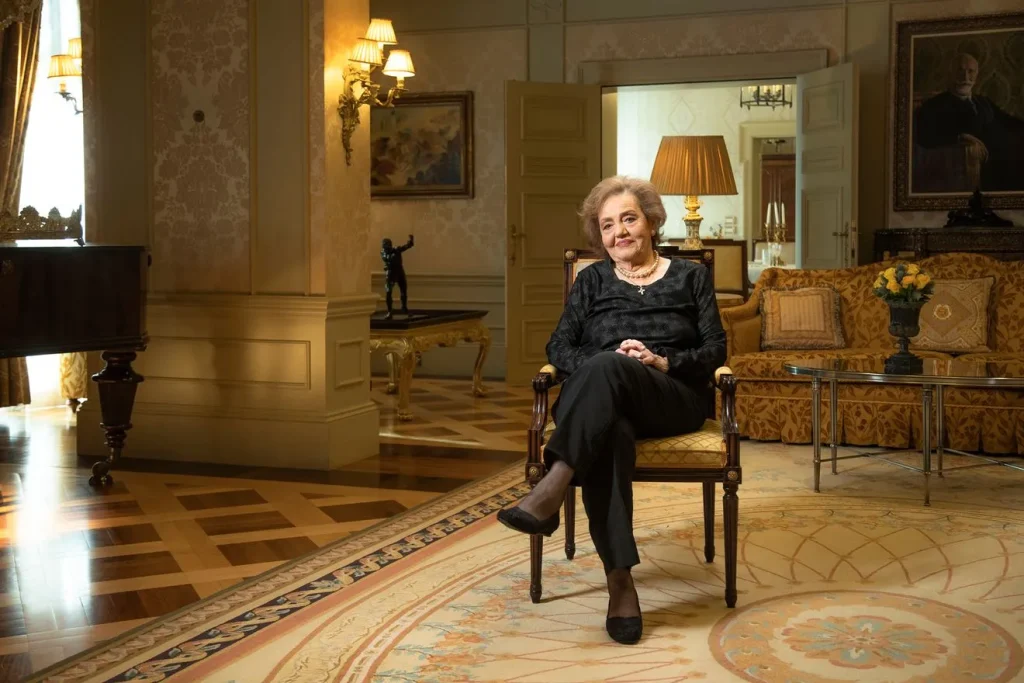 «Έφυγε» η Κική Μορφωνιού – Ποια ήταν η θρυλική μεσόφωνος της Λυρικής