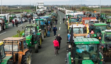 Αγροτικές κινητοποιήσεις: Άνοιξε η υψηλή γέφυρα στην Χαλκίδα μετά από τρεις ώρες