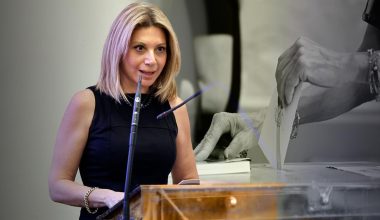 Πρώτη δύναμη η πολιτική πρόταση της Μαρίας Καρυστιανού σε τρεις διαδοχικές δημοσκοπήσεις!