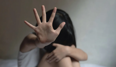 Σέρρες: Χειροπέδες σε 62χρονο καθηγητή για σεξουαλική παρενόχληση 17χρονης μαθήτριας