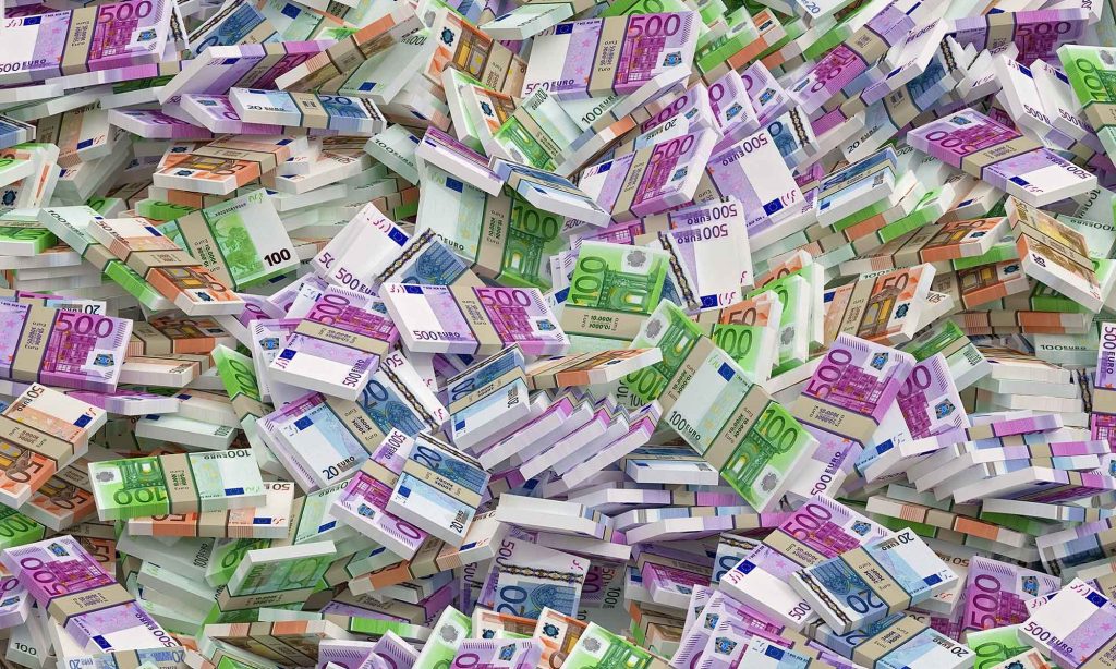 «Δανεικά & αγύριστα»: Η ΕΕ δίνει 90 δισ. € στην Ουκρανία – Τσεχία, Ουγγαρία & Σλοβακία δεν δίνουν ούτε 1 ευρώ