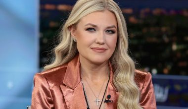 Στηρίζει Τζέι Ντι Βανς η Έρικα Κερκ για τις εκλογές το 2028