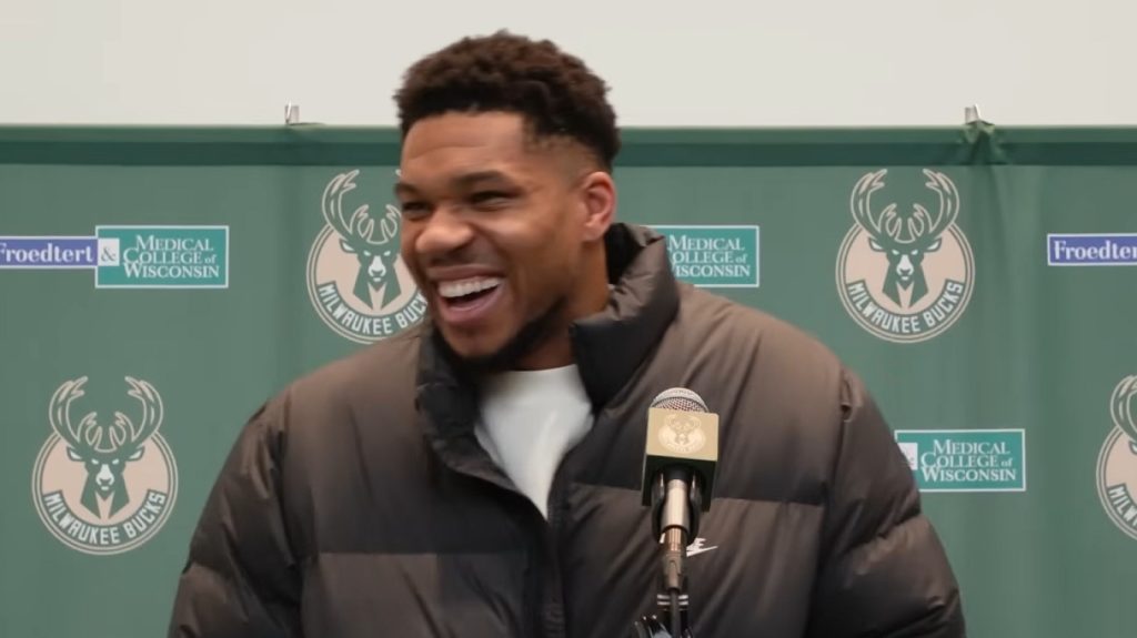 Χιουμορίστας ο Γ.Αντετοκούνμπο: «Είμαι η πιο περιζήτητη “γκόμενα” αυτή τη στιγμή» (βίντεο)