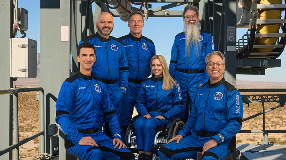 Μικαέλα Μπέντχαους: Ο πρώτος άνθρωπος σε αναπηρικό αμαξίδιο που ταξίδεψε στο διάστημα (βίντεο)