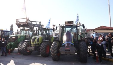 Ιωάννινα: Δικογραφία σε βάρος αγροτών για το άνοιγμα μπαρών στα διόδια Δροσοχωρίου!