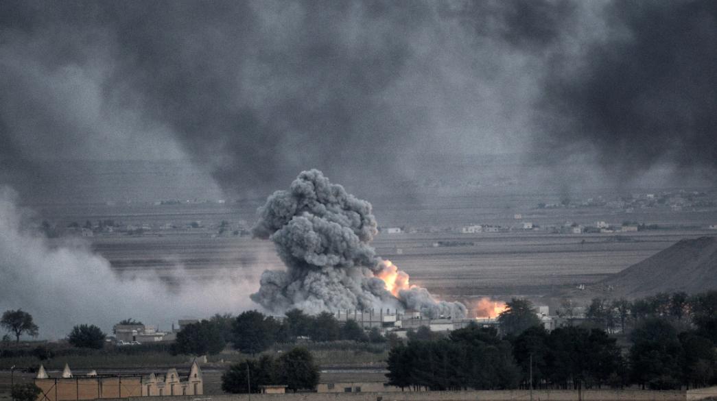 ΗΠΑ: Eξαπέλυσαν σφοδρές επιθέσεις κατά του ΙSIS στην Συρία ως απάντηση για τον θάνατο των δύο Αμερικανών στρατιωτών