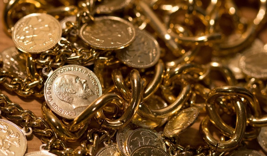 Στα ύψη ο χρυσός: Τα 1.000 ευρώ έφτασε η τιμή της χρυσής λίρας